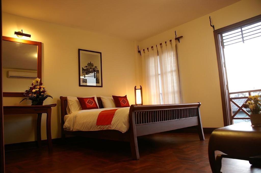Avilla Phasouk Hotel В'єнтьян Екстер'єр фото